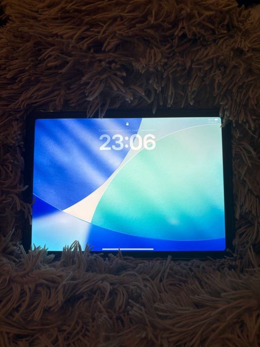 iPad Pro 11” (2023, M2, 4 Gen), 256 ГБ.