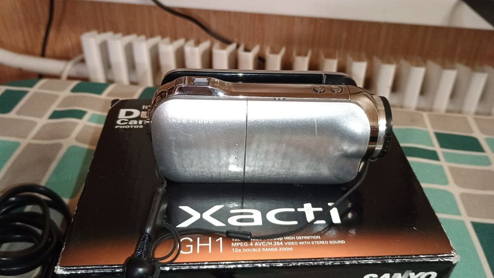 Відеокамера Sanyo Xacti VPC-GH1 FullHD