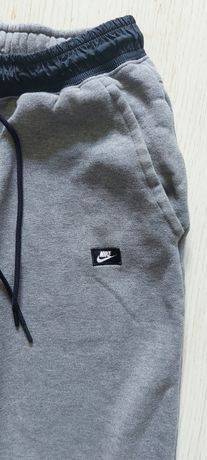 Spodnie dresowe Nike L XL