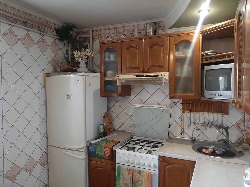 Продам 4 ком с АО, 3й этаж, Кирпичный дом, Мебель, Техника