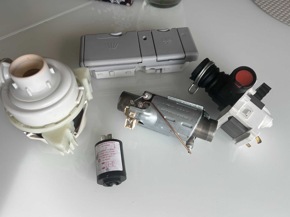 Części do zmywarki AEG F99025IMOP, pompa, panel, grzałka, moduł ster.