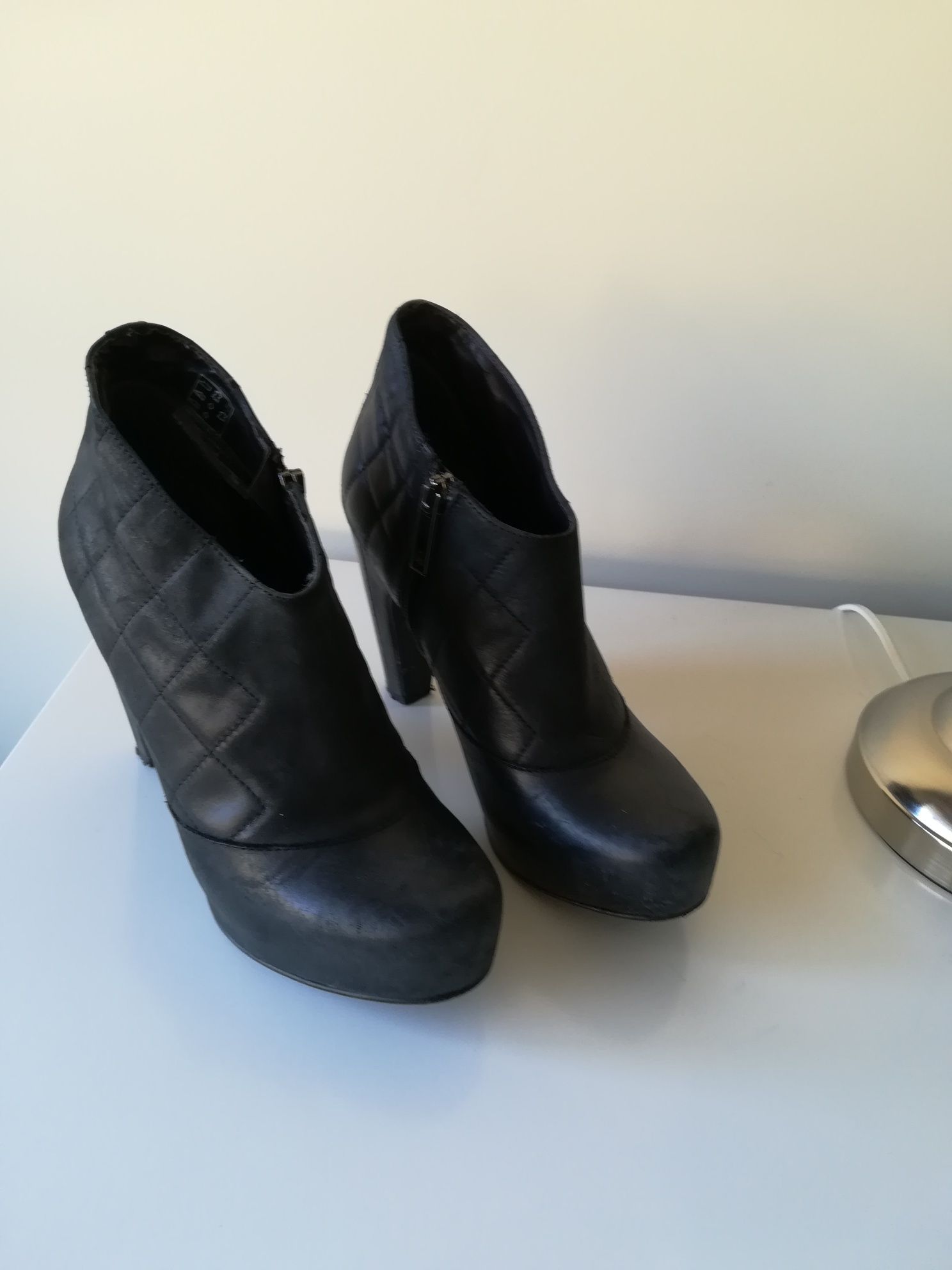 Botins pretos Benetton 37