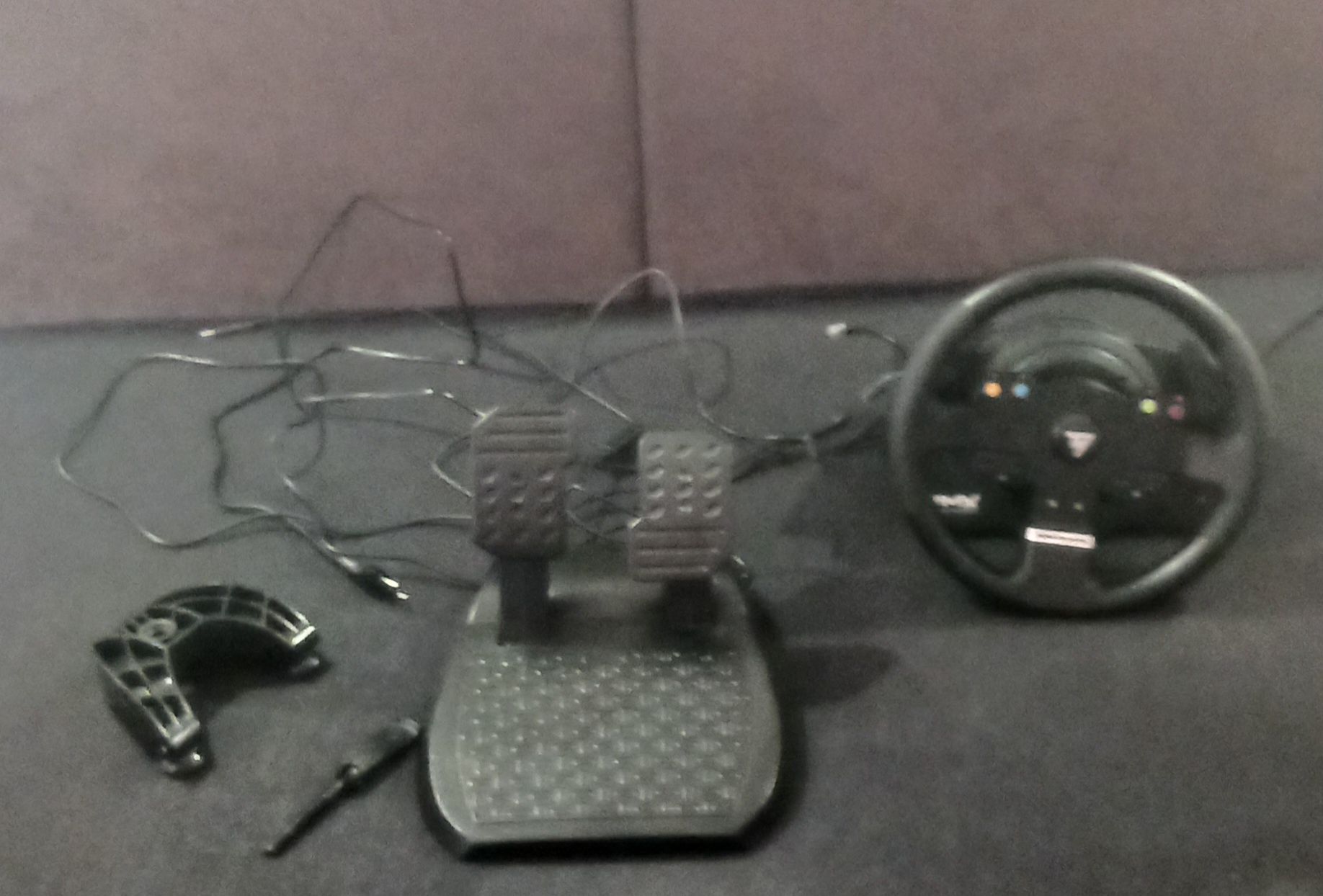 Kierownica ThrustMaster Force Feedback