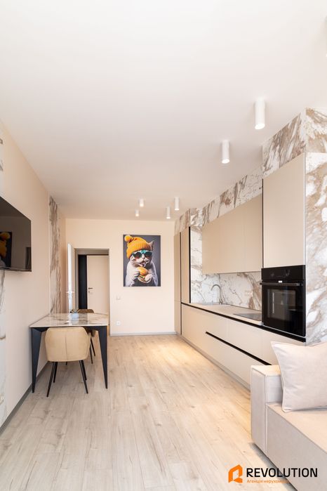 Нова 2-кімнатна квартира з великою кухнею у Варшавському 2 Без комісії