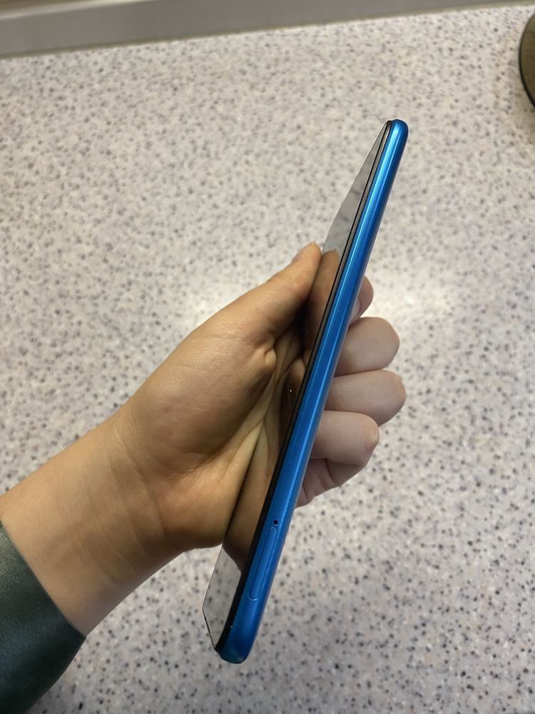 Продам телефон Redmi 9A