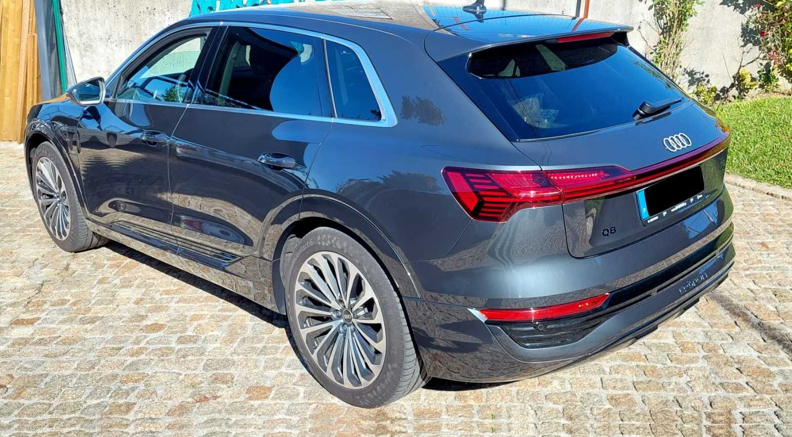 Audi Q8 e-Tron 55 quattro Advanced