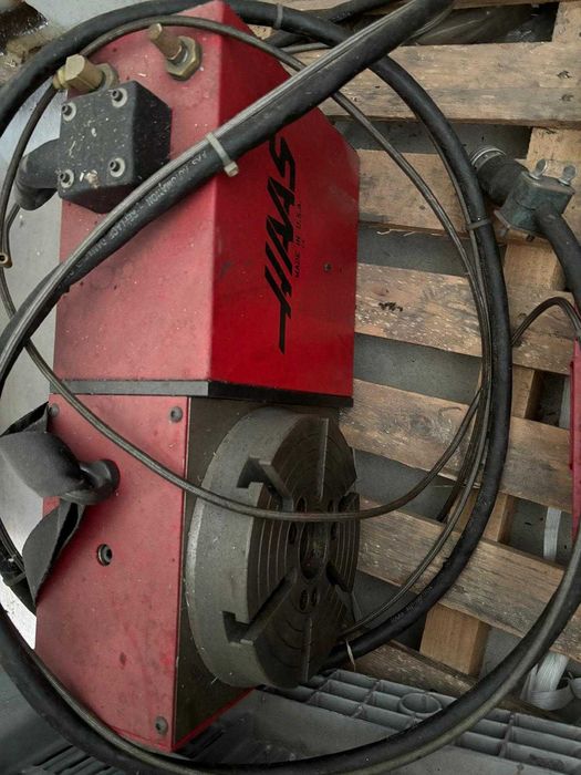 CENTRO DE MAQUINAÇÃO HAAS VF4