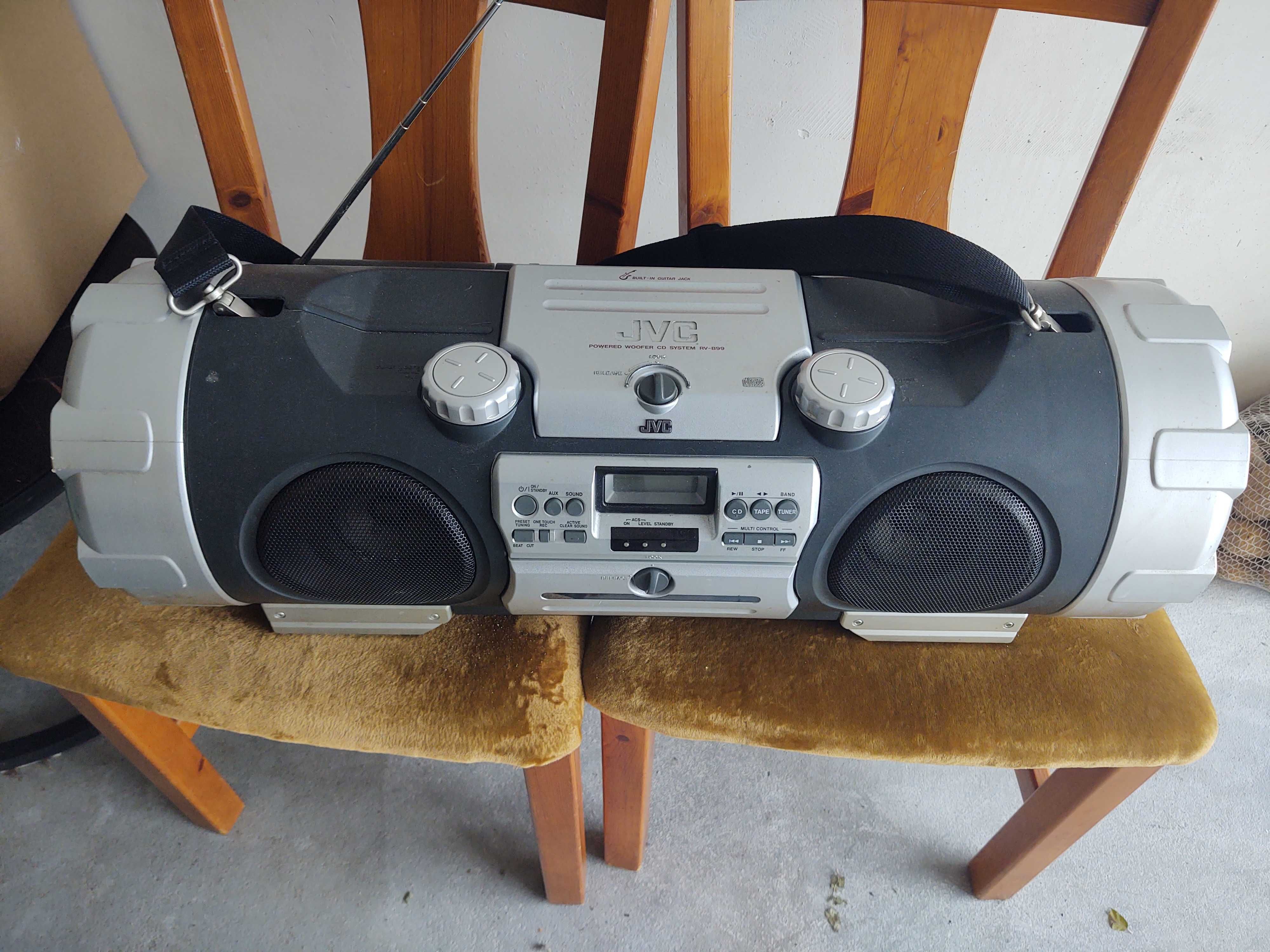 Boombox JVC model  RV-NB52B super bass.