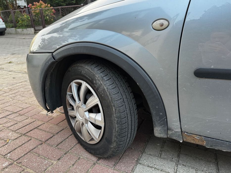 Sprzedam Opel Corsa 2003 na części