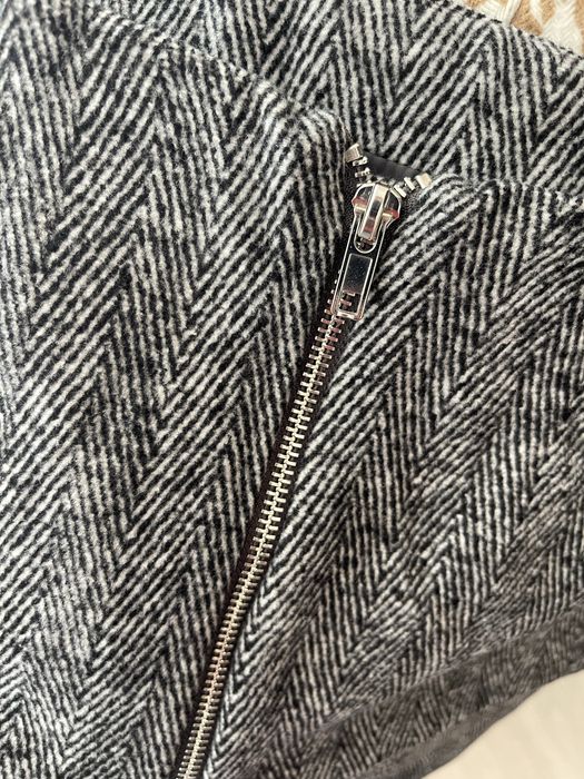 Жіноча спідниця