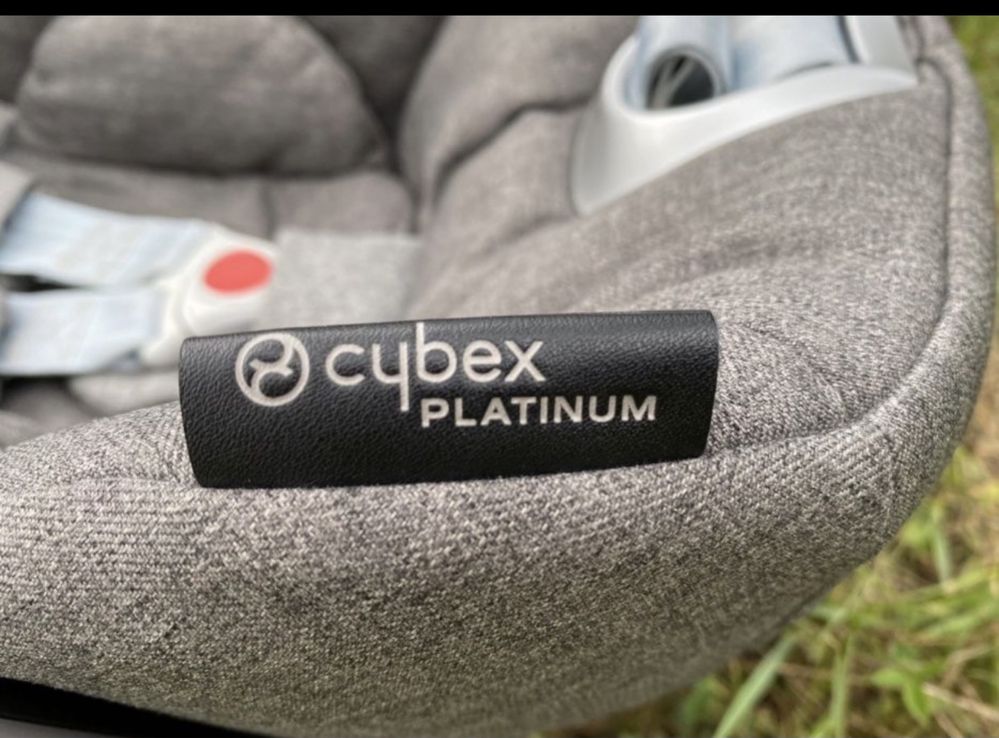 Cybex Cloud Q/Дождевик/Isofix base/