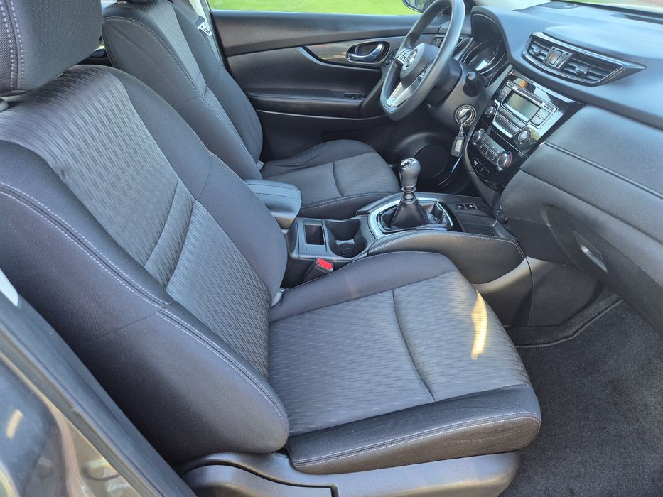 X Trail 2017 1.6 benzyna 63 tys km z Niemiec oplacone