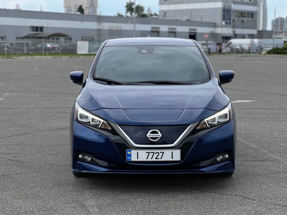 Аренда NISSAN LEAF 2022 запас хода 350 км