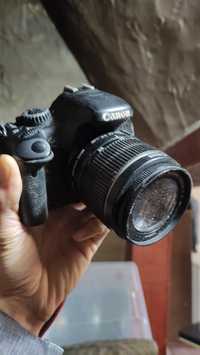 Câmera Fotográfica Canon 550D