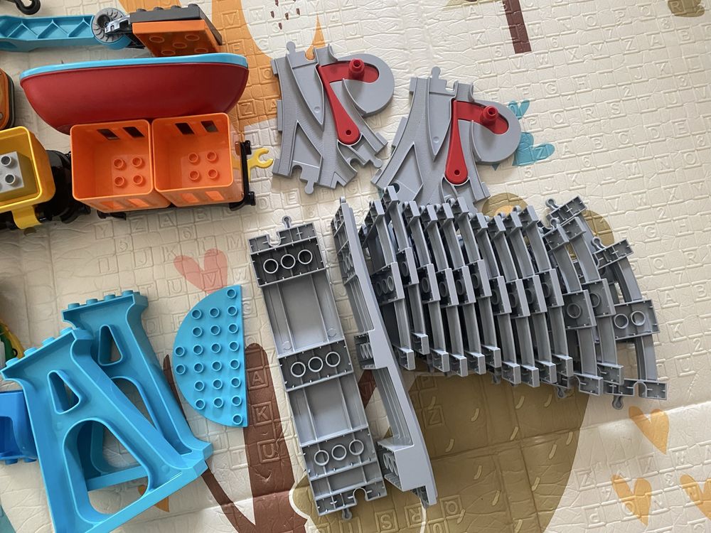 Lego Duplo 10874 Pociąg parowy + Lego Duplo 10875 Pociąg towarowy