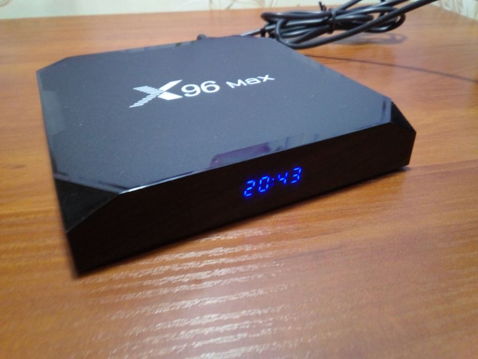 Медіаплеєр Smart TV Box X96 Max 4/64 ГБ