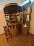 Vários móveis, bar, sofá cama, roupeiro, escrivaninha, somier, cama