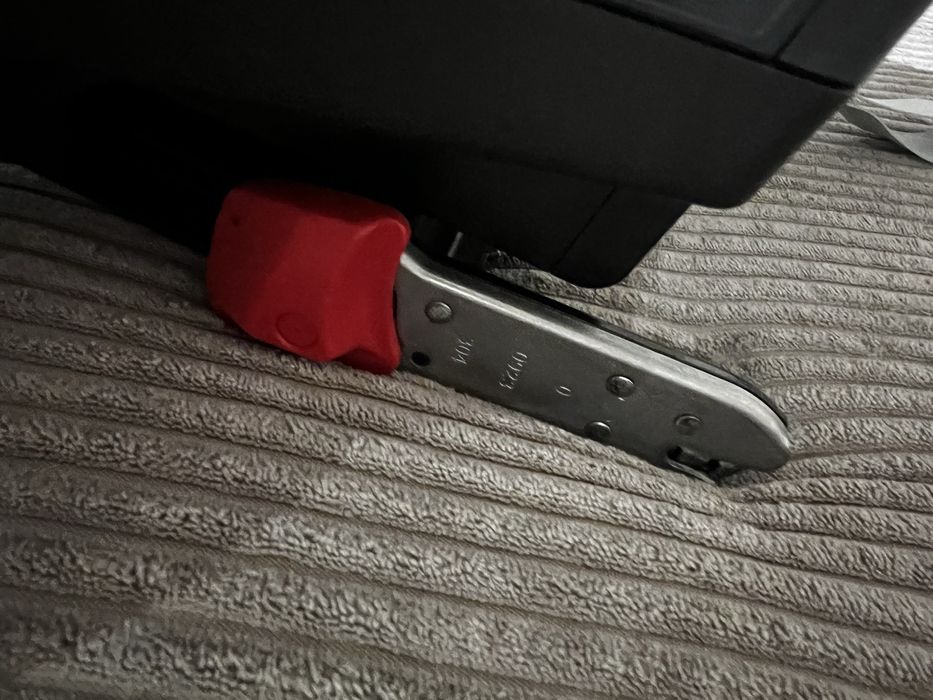 Fotelik samochodowy z bazą britax römer