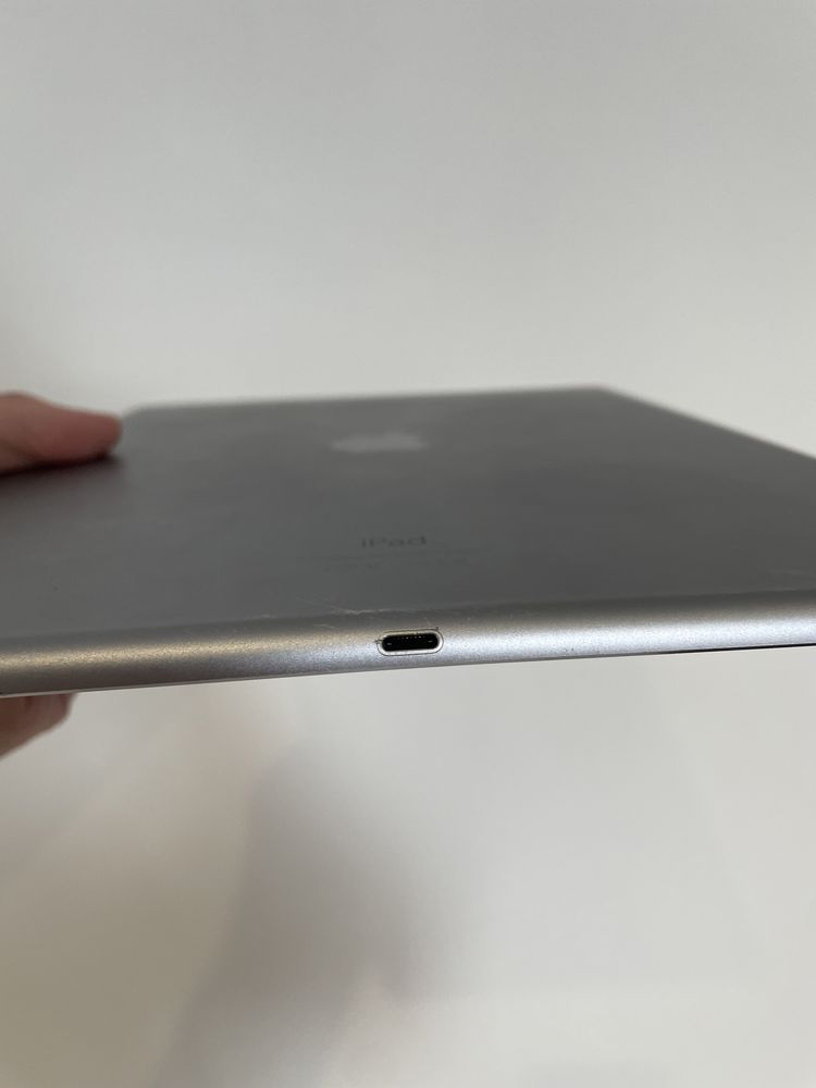 Apple Ipad Pro 12.9 128 Wi-Fi Space Gray Черный