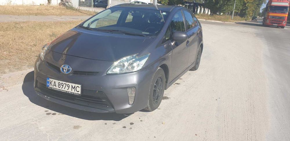 Оренда з правом викупу Toyota Prius 2013 р.