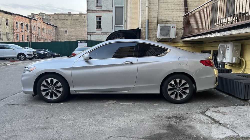 Honda Accord coupe 2,4