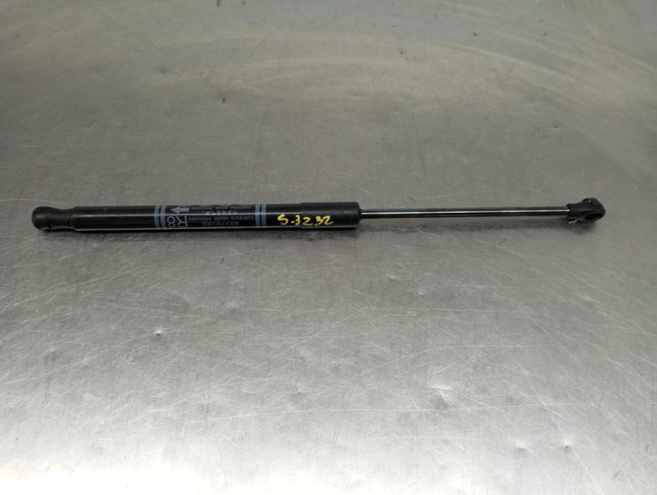 Amortecedor da mala TOYOTA Yaris (_P21_, _PA1_, _PH1_)