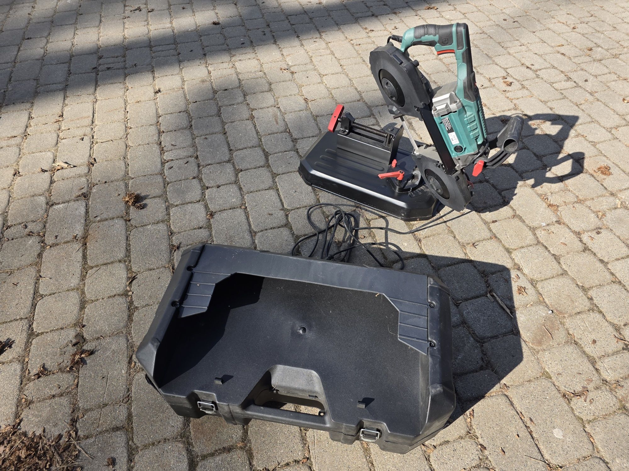 Piła taśmowa do metalu Parkside BMP 1100