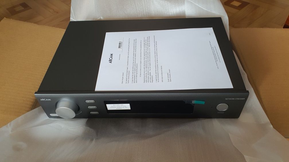ARCAM ST60 streamer sieciowy / przedwzmacniacz