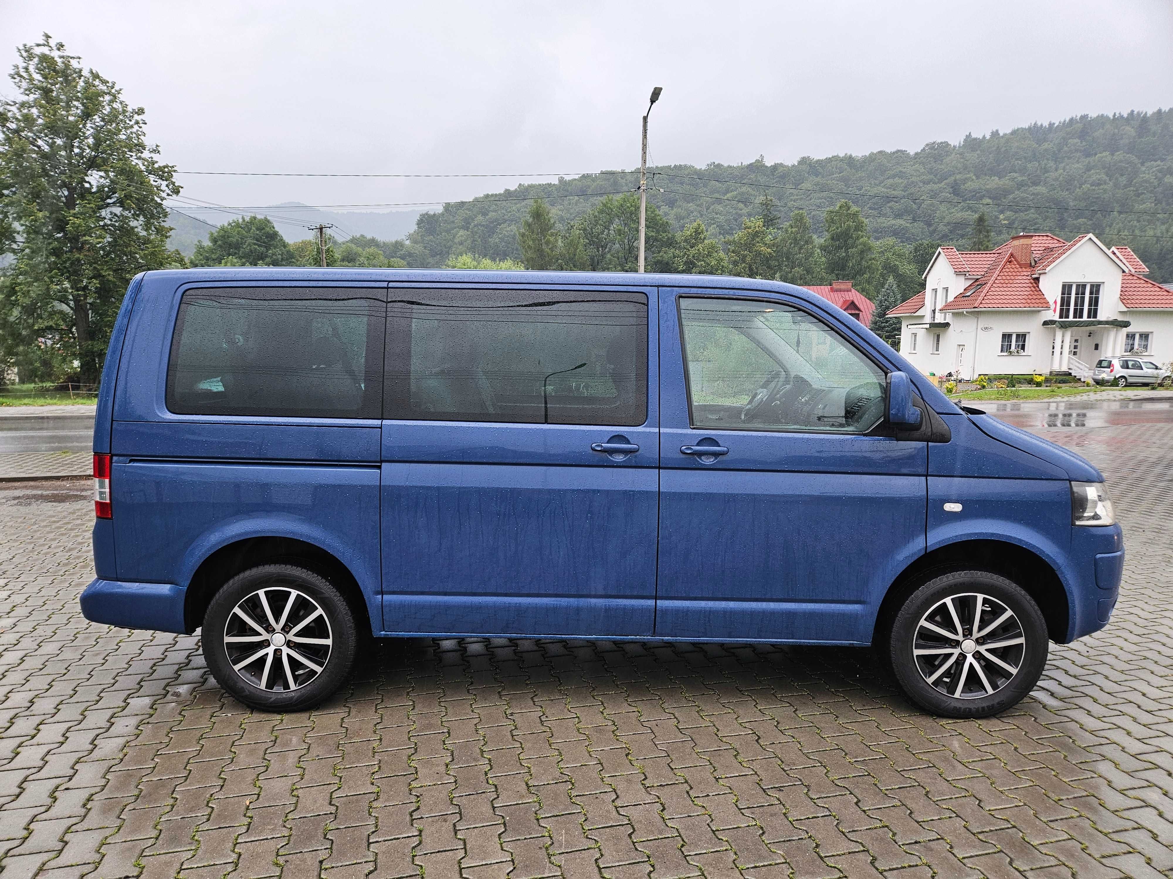 Volkswagen T5 Caravelle 2.5 TDI 2007 Rok 4Motion 4x4