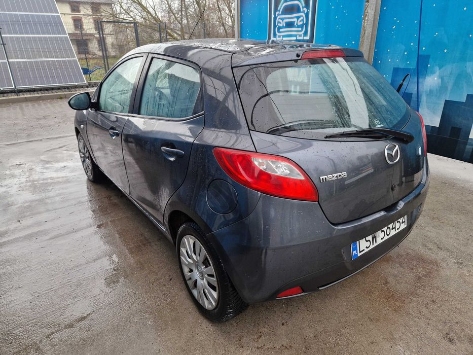 Sprzedam auto Mazda 2 1.4 diesel długie opłaty doinwestowana.