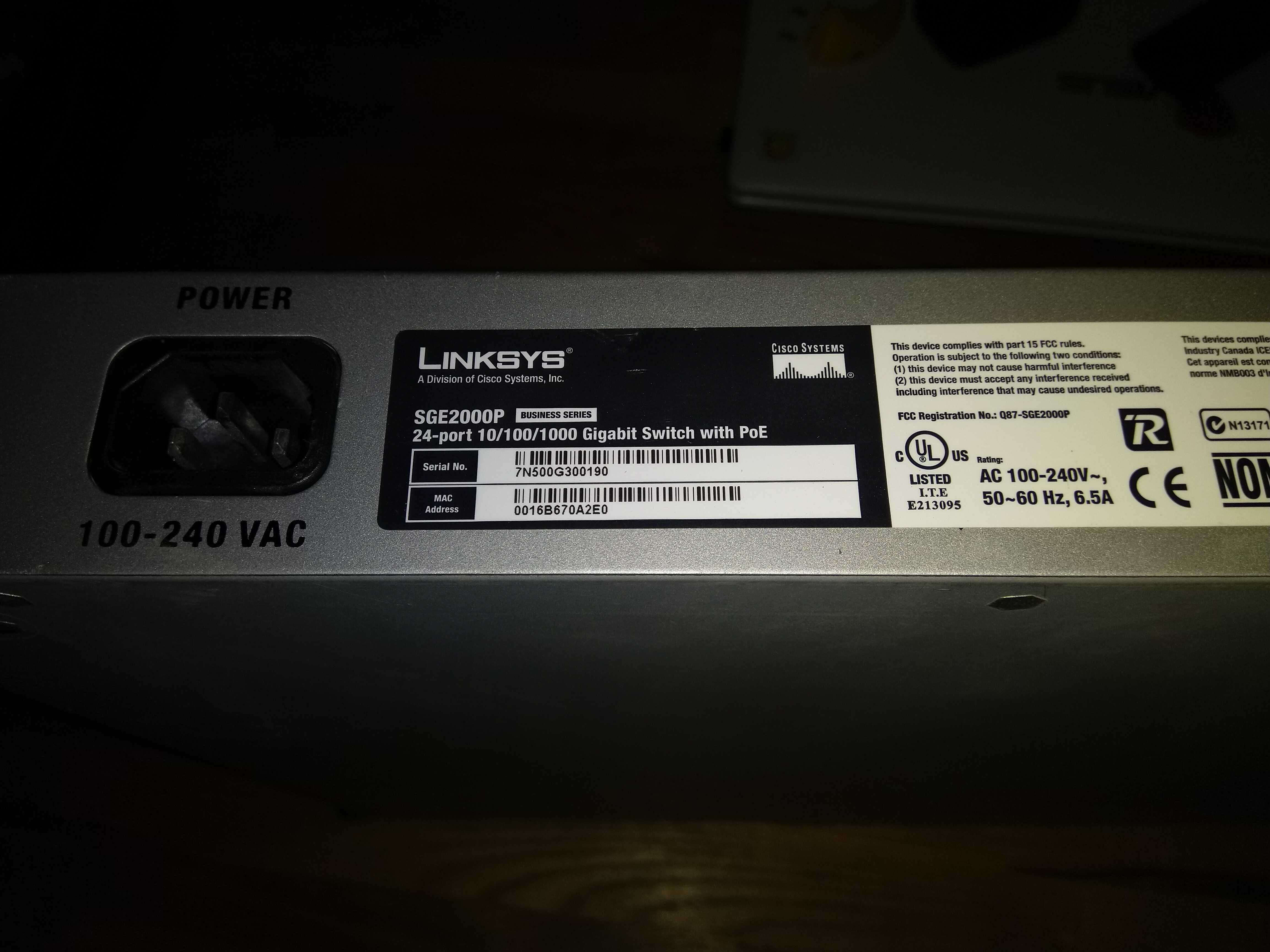 Мережевий комутатор світч із POE Linksys SGE2000P