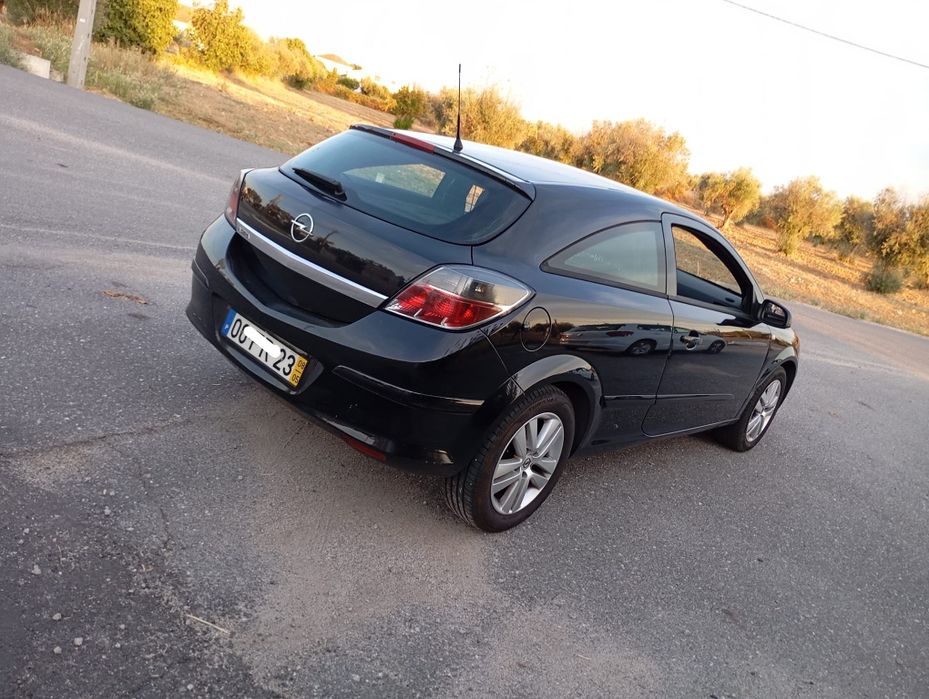 Opel Astra GTC 1.3 CDTi