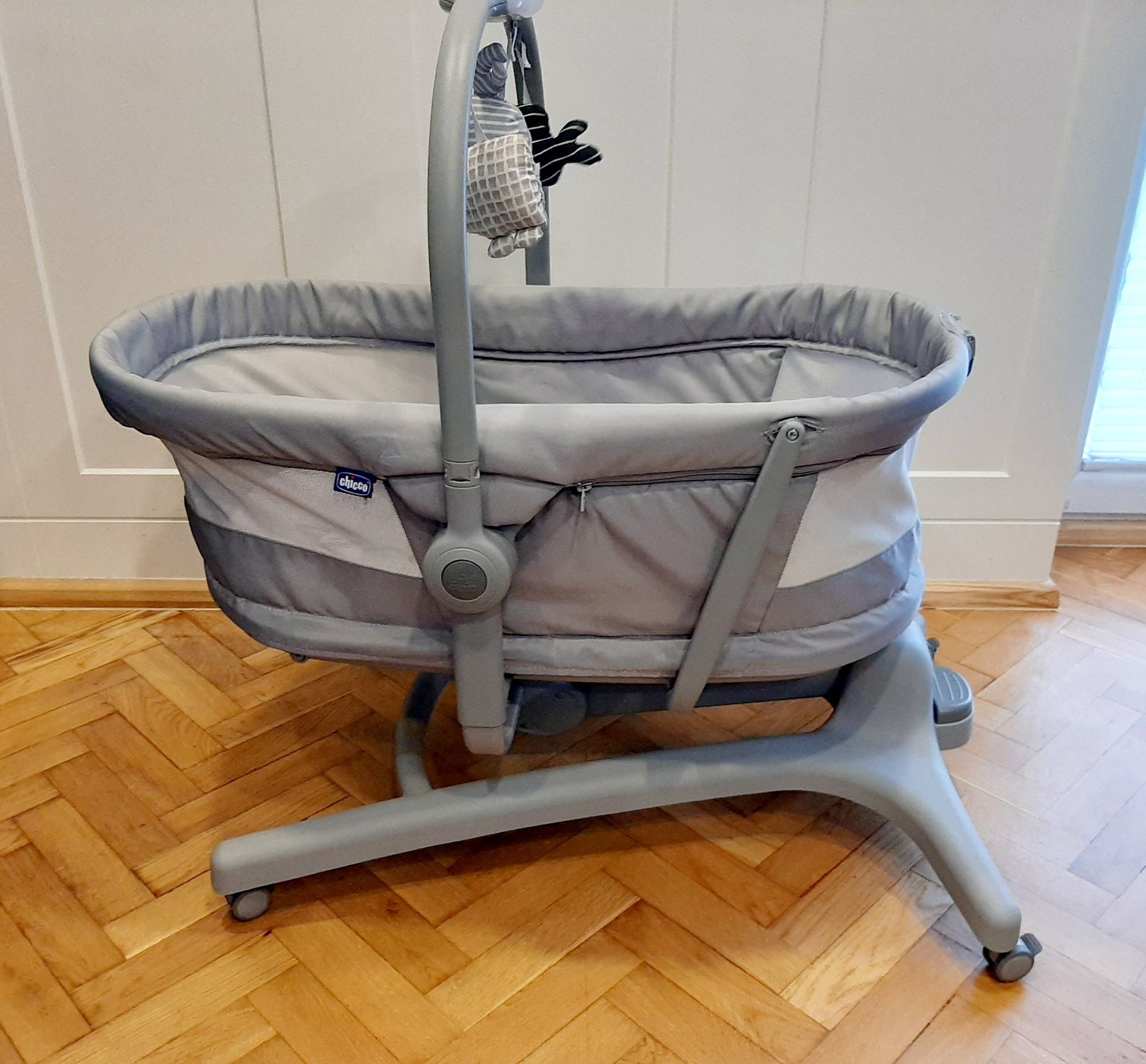 Chicco Baby Hug 4w1 Air+materac+urządzenie z wibracjami