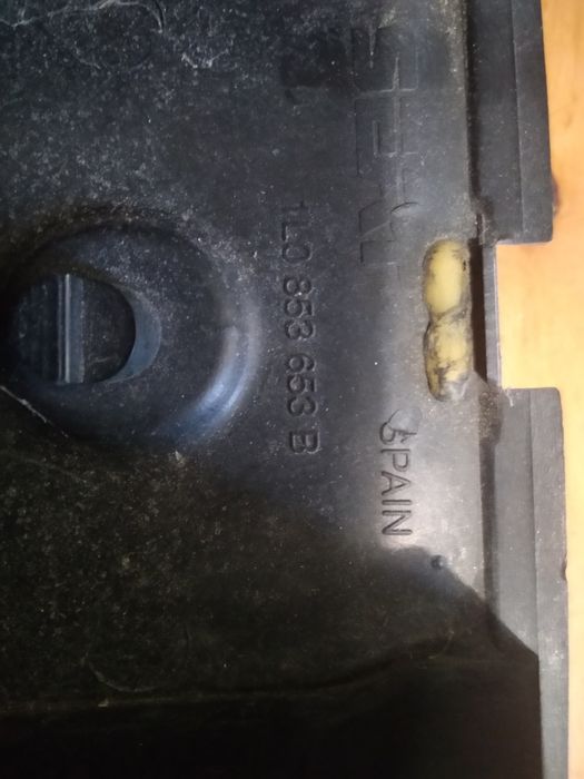 Решітка радіатора Сеат Толедо