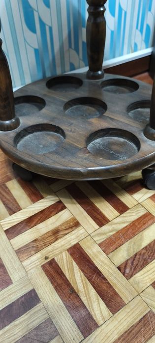 Mesa de apoio em madeira