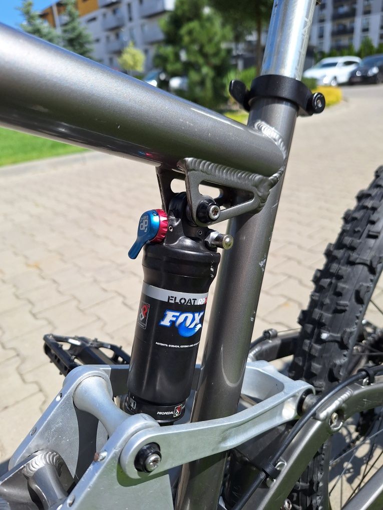 Rower Commencal full  meta 5.5