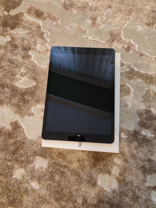 IPad  9 ( 64 GB)