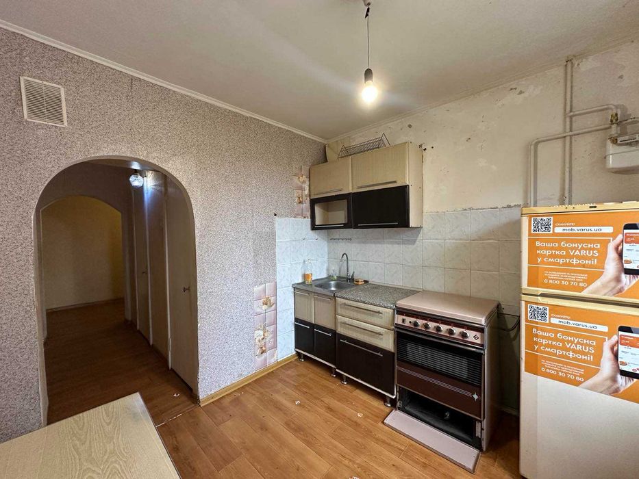 ПРОДАМ великогабаритну 1-кімн. квартиру (3 мкрн, лівий берег)