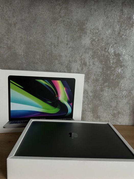 Macbook pro 13 m2 2022 НОВИЙ!