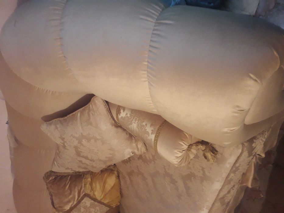 Диван большой. Новый.