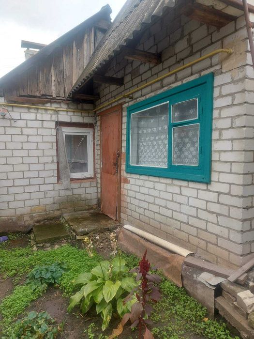 Продам частину будинку по вул.Припортова (поряд з бульв. Шевченка)