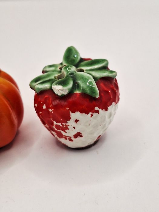 Zestaw solniczka I pieprzniczka Truskawka I Dynia