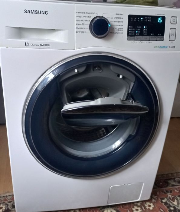 Пральна машинка Samsung 6кг з люком дозавантаження
В ідеальному робочо