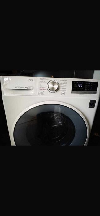 Máquina de lavar roupa LG — 9kg, Inverter, como nova e com garantia