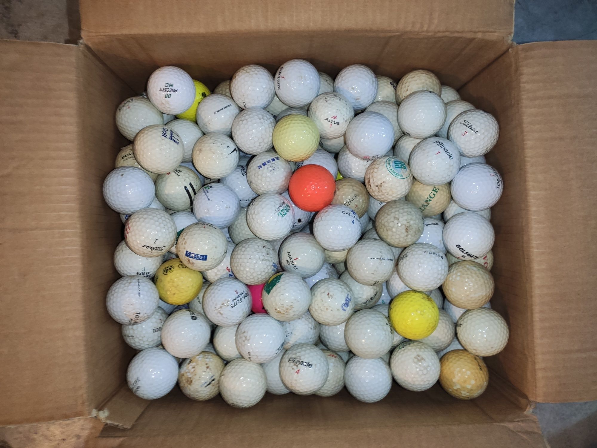 421 Bolas de golf usadas