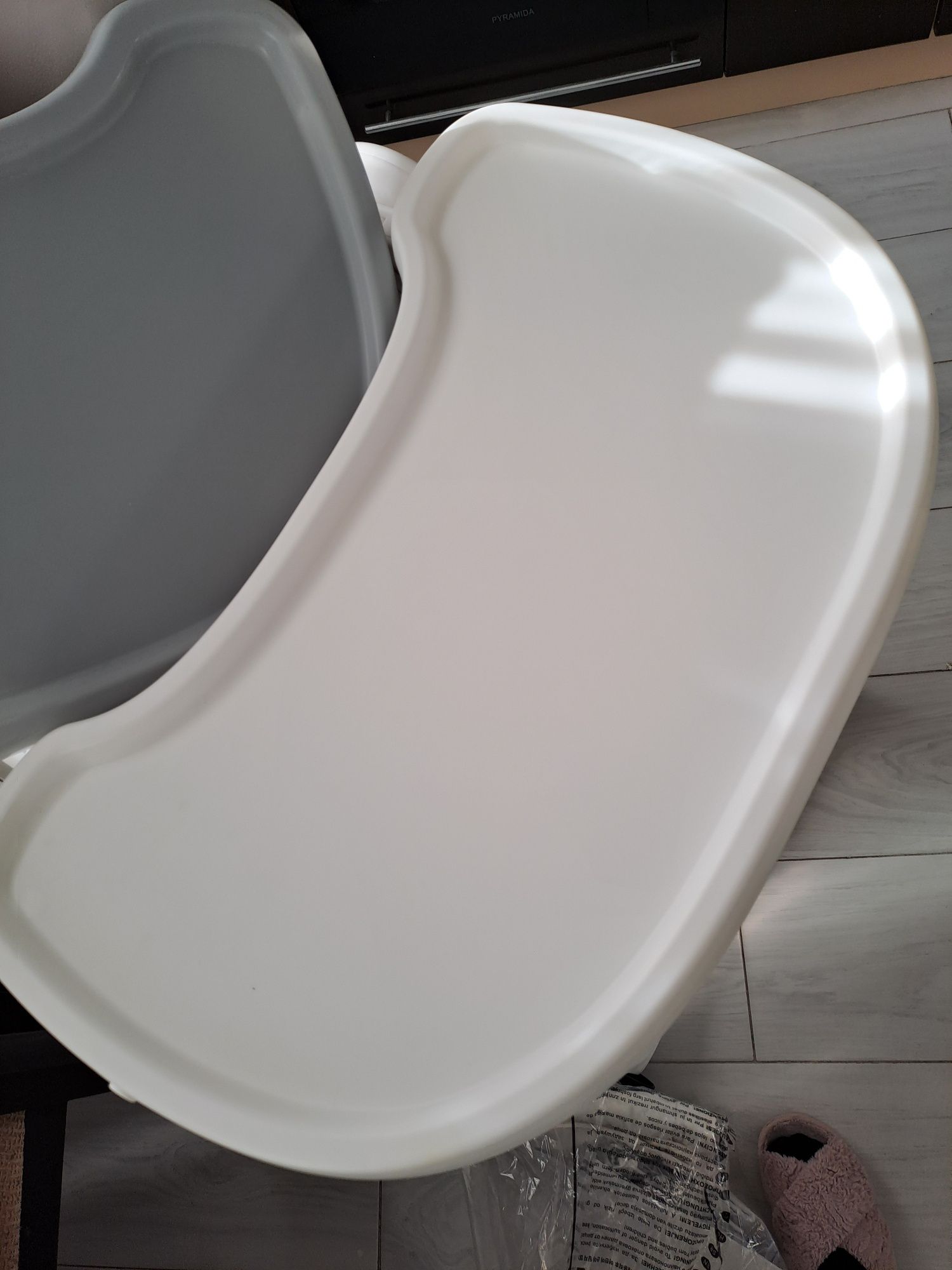 Продам  стульчик для кормления