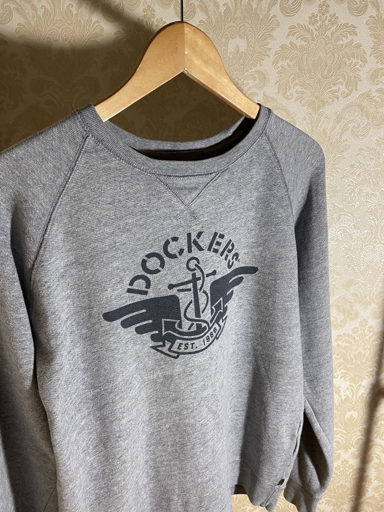 dockers sweatshirt