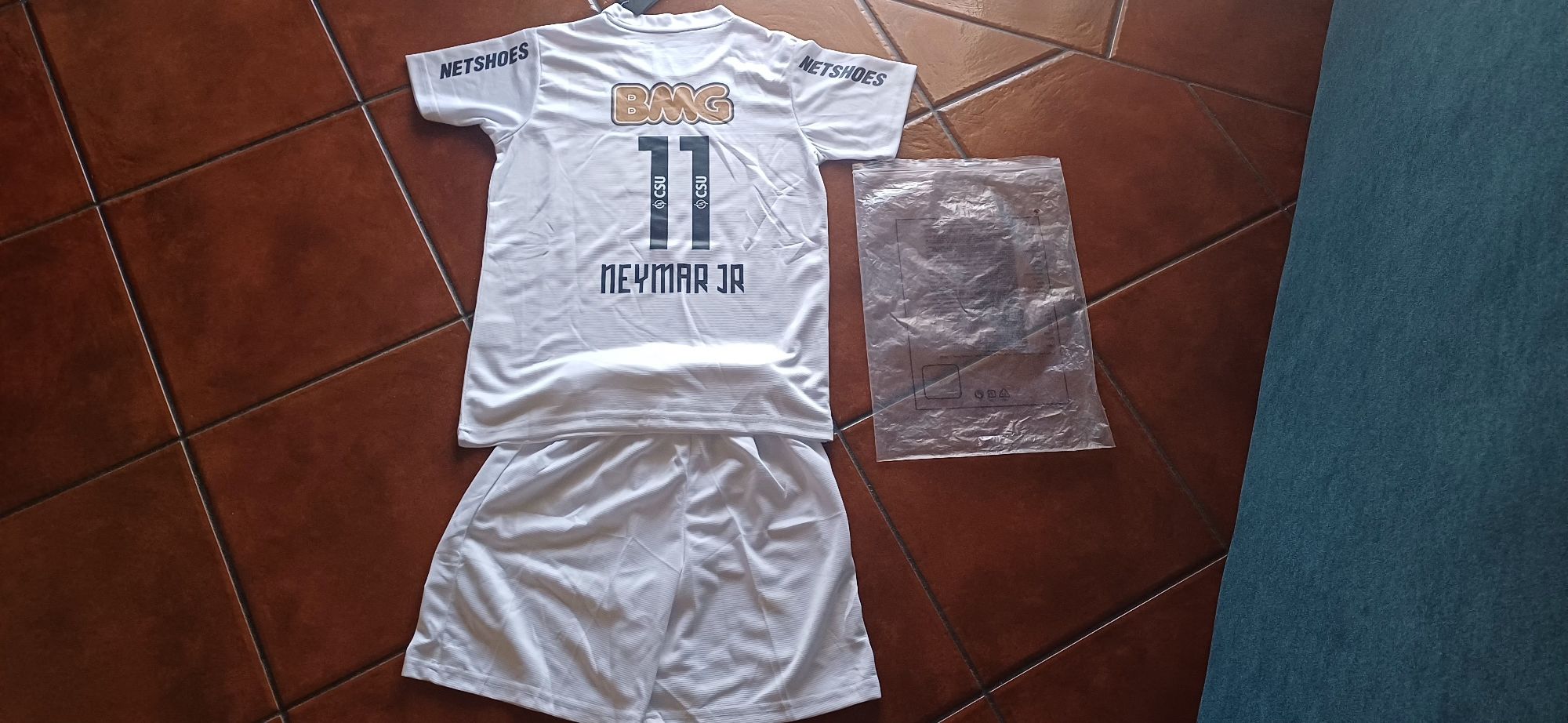 Equipamento Neymar  11 anos