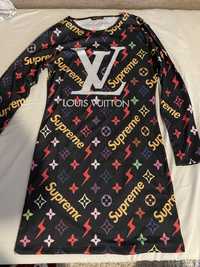 Продам платье Louis Vuitton