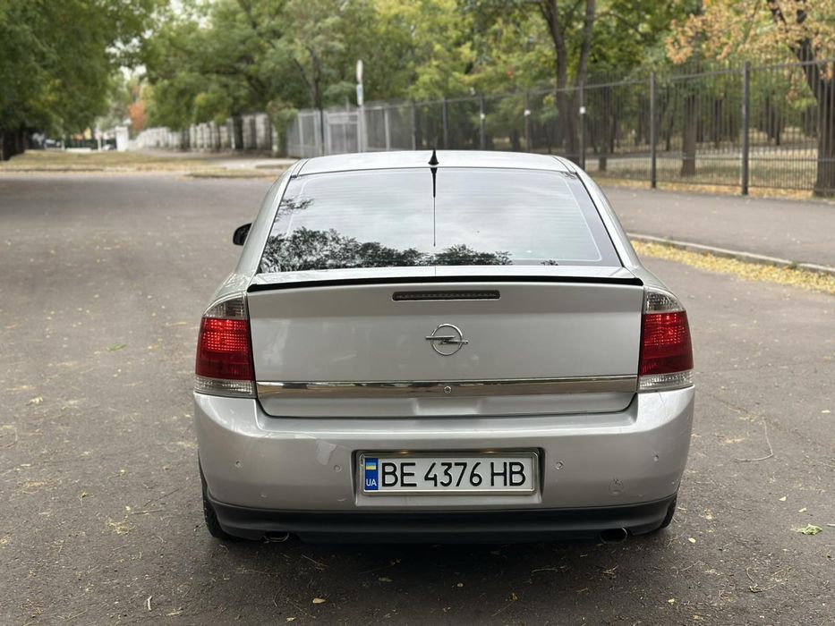 OPEL VEKTRA C ,3.2 ГБО lV, Автомат-2003 год.230 сил !